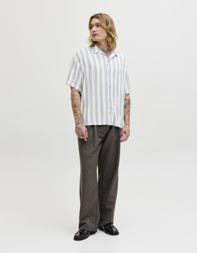 Jack & Jones - JJEJeff Resort Stripe Shirt SS SN