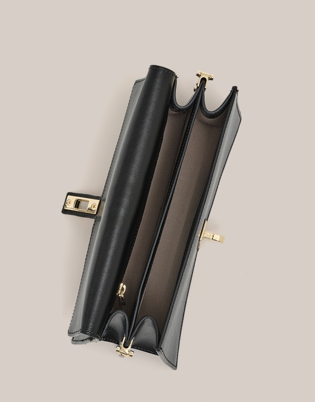 VESTIRSI - Claudia Black East West Crossbody
