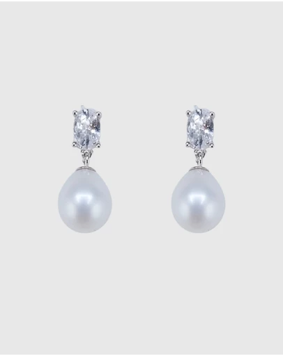Izoa - Millie Pearl Stud Earrings
