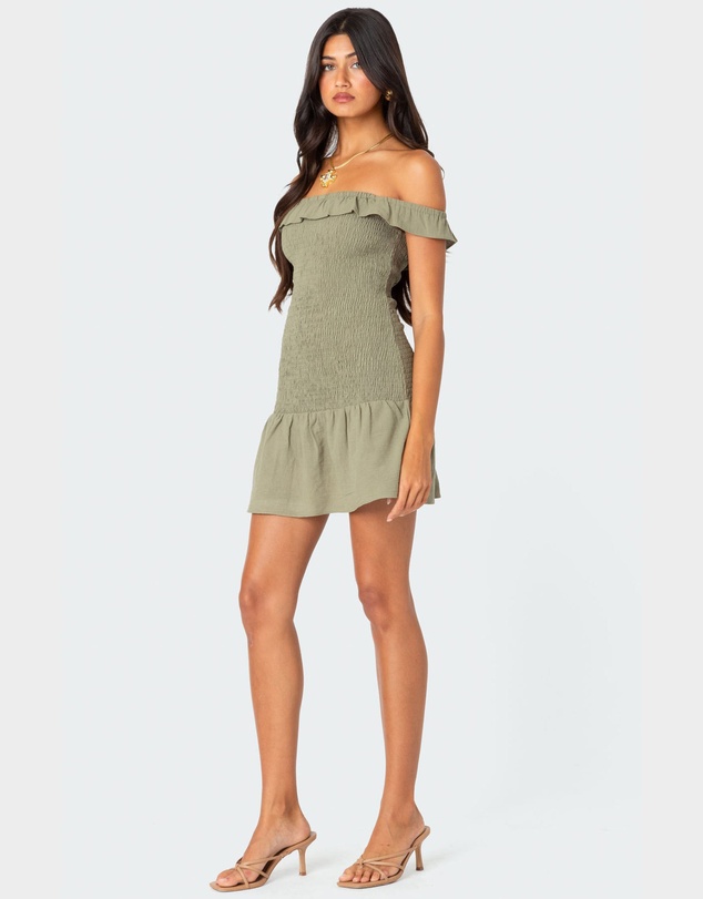 EDIKTED - Off Shoulder Scrunched Linen Look Mini Dress