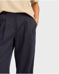 Academy Brand - Monroe Pleated Pant
