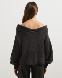 Atmos&Here - Kalli V-Neck Knit Jumper