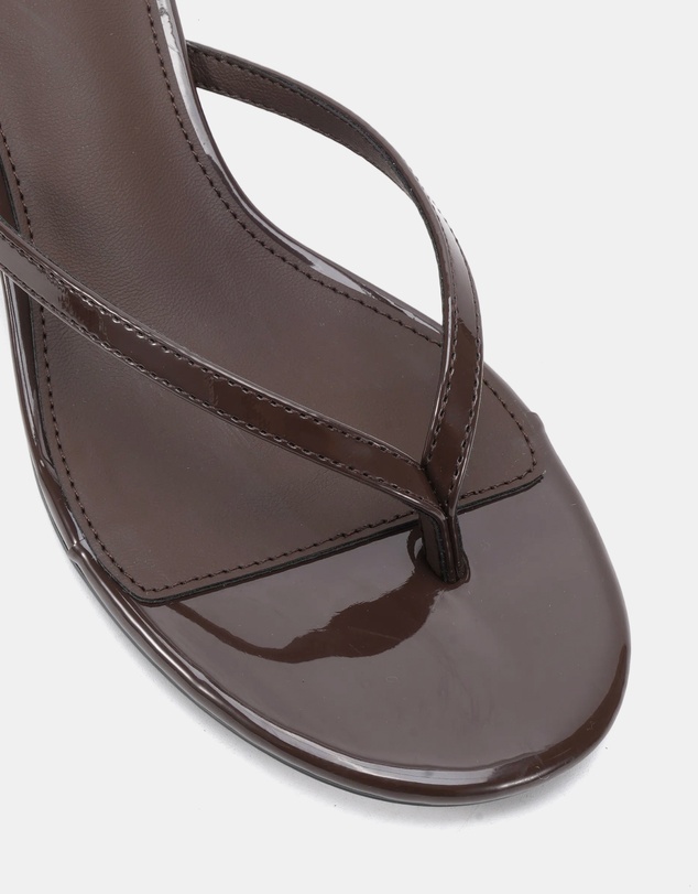 Novo - Flashy Heels