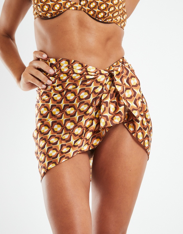 Subtitled - Kortez Geo Print Sarong