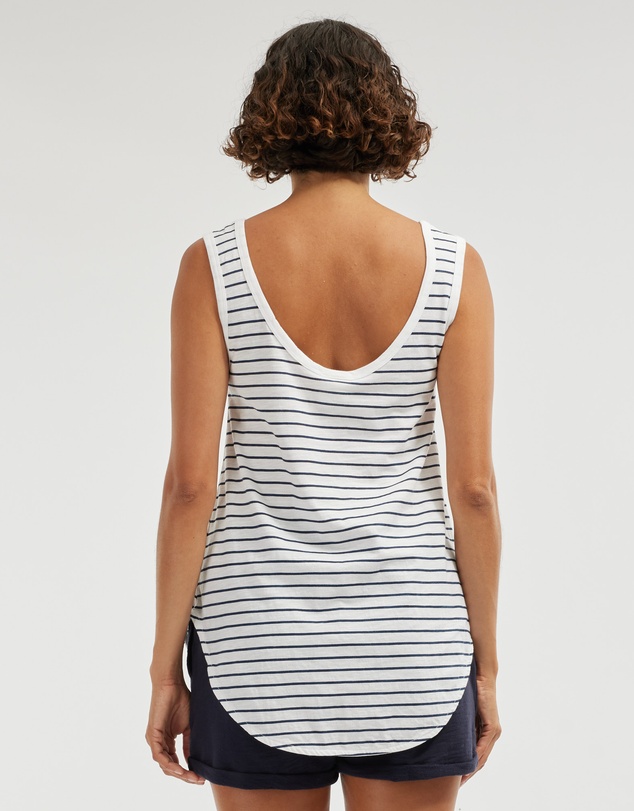 Amelius - Bailey Rounded Hem Tank