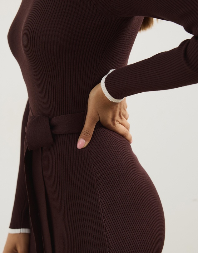 Atmos&Here - Maci Fitted Midi Knit Dress