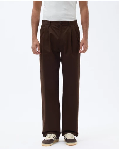AERE - Relax Leg Pleated Chinos