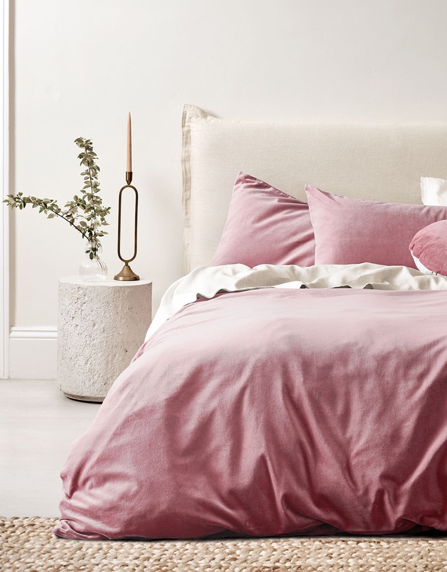 Aura Home - Luxury Velvet Standard Pillowcase