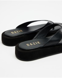 Dazie - Phoenix Chunky Thongs