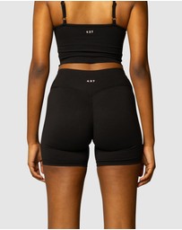 437 - The Essentials Shorts