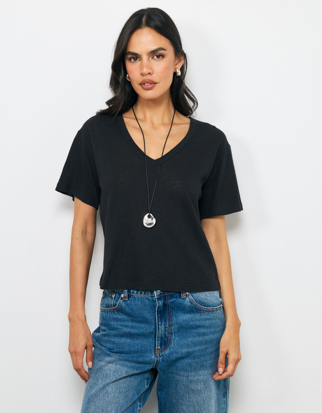 AERE - Linen Blend V-Neck T-Shirt