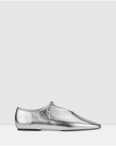 Rollie - Noah Lace Flat