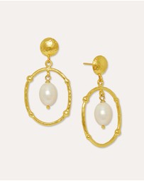 Ottoman Hands - Sloane Pearl Drop Stud Earrings