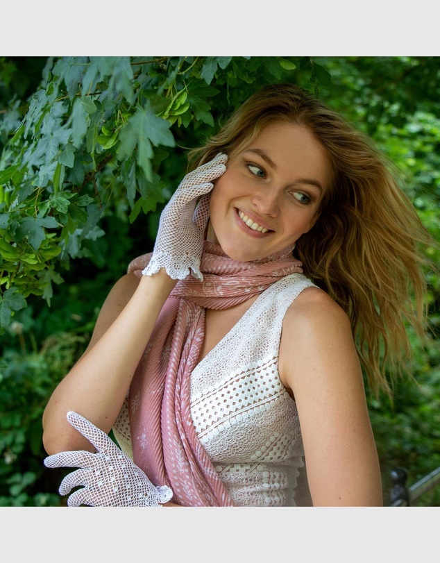 DENTS - Hand Crochet Cotton Gloves