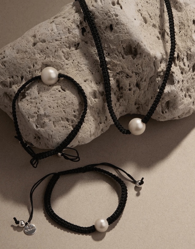 Najo - Coco Lagoon 10mm Pearl Bracelet - Black