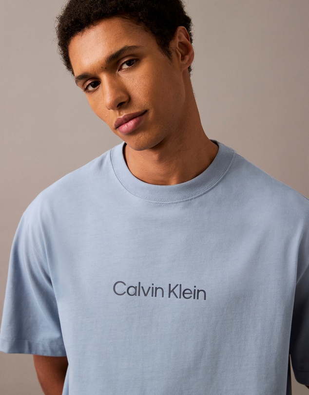 Calvin Klein - Standard Logo Relaxed Tee