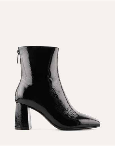 BLACK CRINKLE PATENT