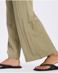 Mossée - Olivia Pleated Wide Leg Pants