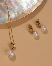 Najo - Islander Yellow Gold Pearl Earring