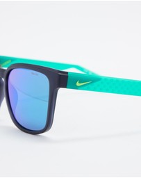 Nike - Sun Livefree Iconic EV24012