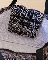 Sky Gazer - Scalloped Edge Beach Bag- Palm Noir