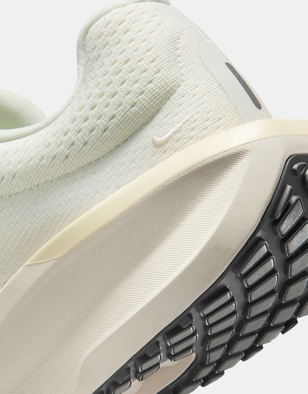 Nike - Winflo 11 - Women's