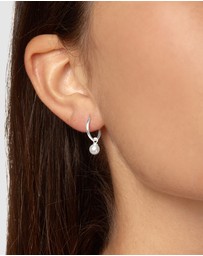 Pastiche - Bella Hoops