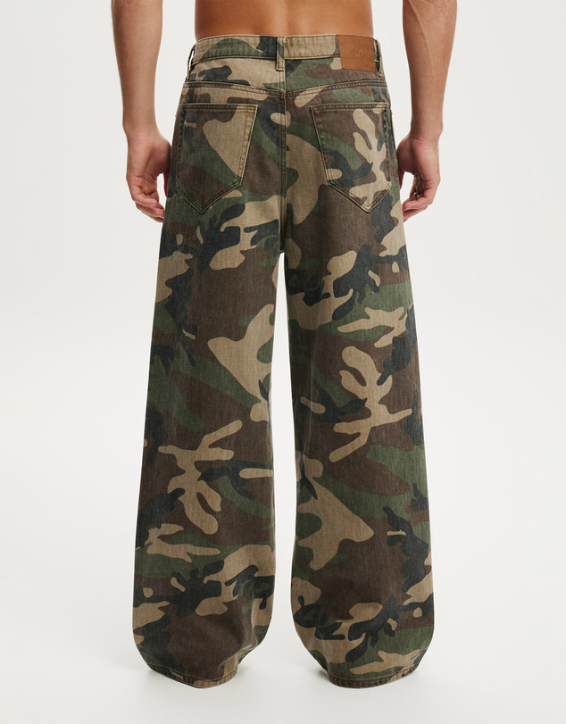Cotton On - Super Baggy Jean