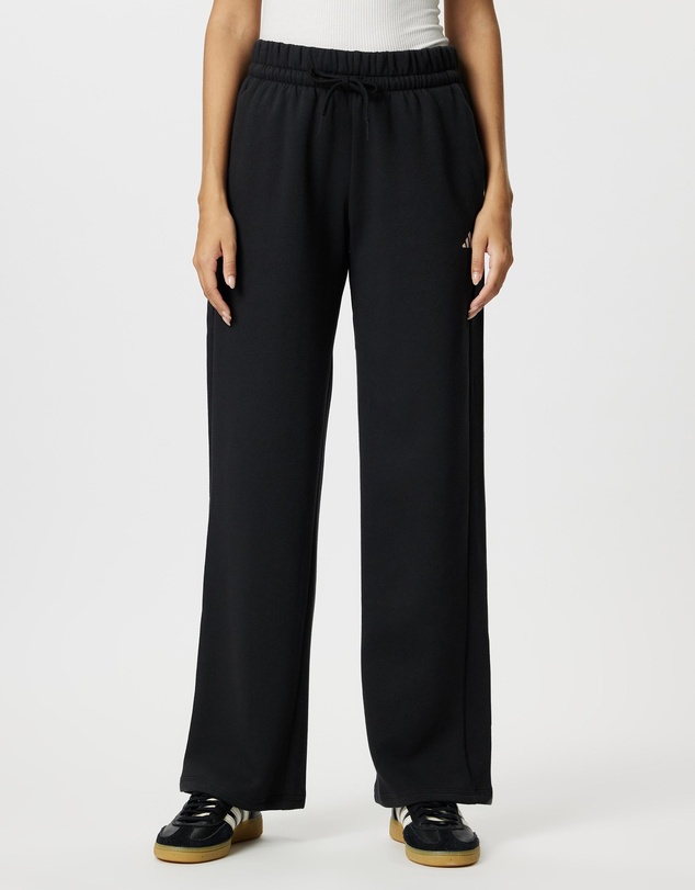 adidas Sportswear - Essentials Small Logo Feel Cozy Open-Hem Pants