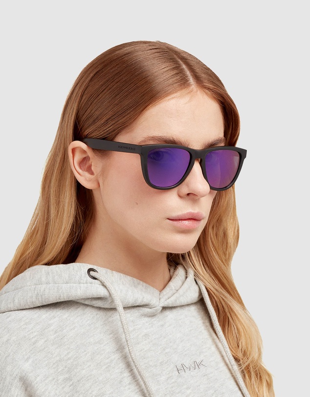 Hawkers Co - Polarized Black Purple One Raw Sunglasses for Men and Women UV400