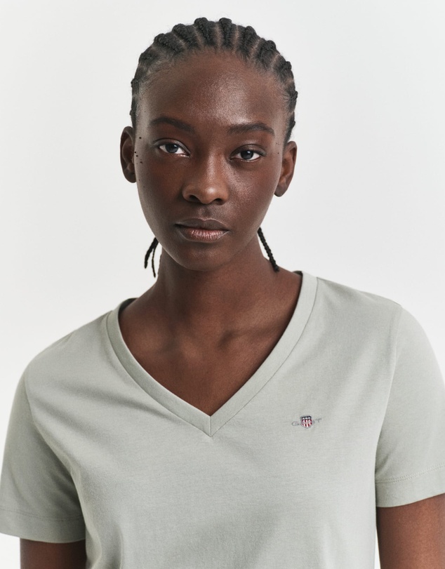 Gant - Shield V-Neck T-Shirt