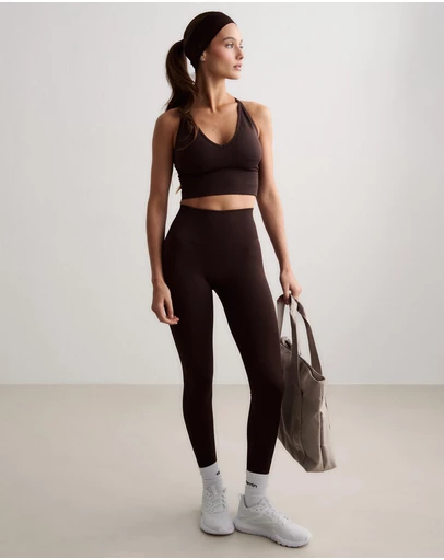 Aim'n - Shape Seamless Cross Back Bralette