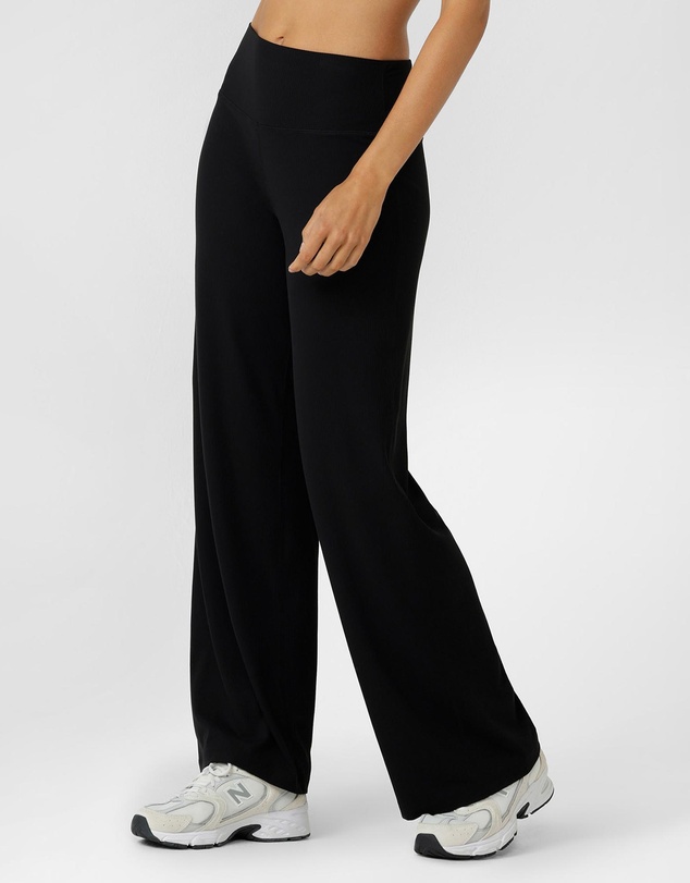 Lorna Jane - Irresistible Rib Mid-Rise Active Pants