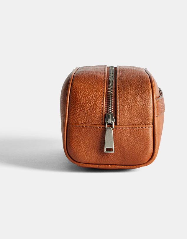R.M.Williams - Farrier Toiletry Bag