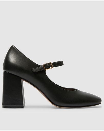 BLACK GLOVE