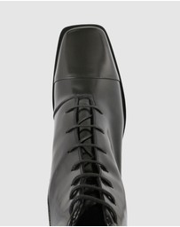 Beau Coops - Abanka Ankle Boots