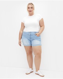 City Chic - Plus size Clean Hi Waist Denim Short - light wash