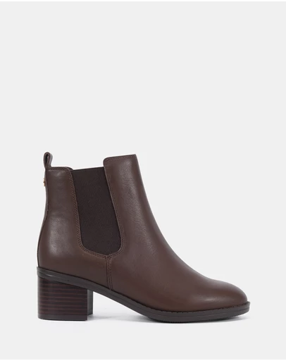 Clarks - Este Dark Brown