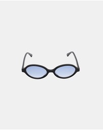 Soda Shades - Rozalia Russia x Soda Shades - Shade 007 Black Blue