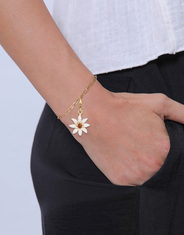 Elli Jewelry - Edelweiss Flower Charm with Enamel in Gold-Plated 925 Silver