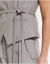 Calli - Dalby Wrap Vest