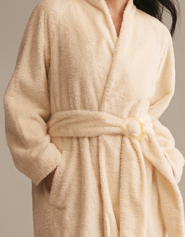Resting - Cosy Fleece Winnie Robe