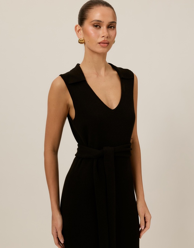 Tussah - Willa Collard Tie Waist Knitted Maxi Dress