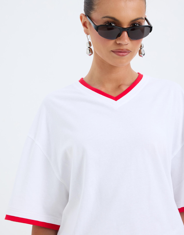 Calli - Kate Contrast V Neck Oversized Tee