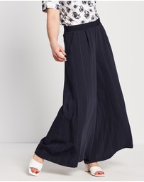 The Social Outfit - Palazzo Pants