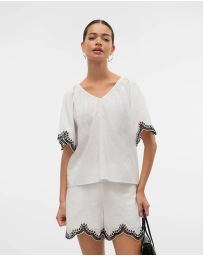 Vero Moda - Diana Embroidered Top