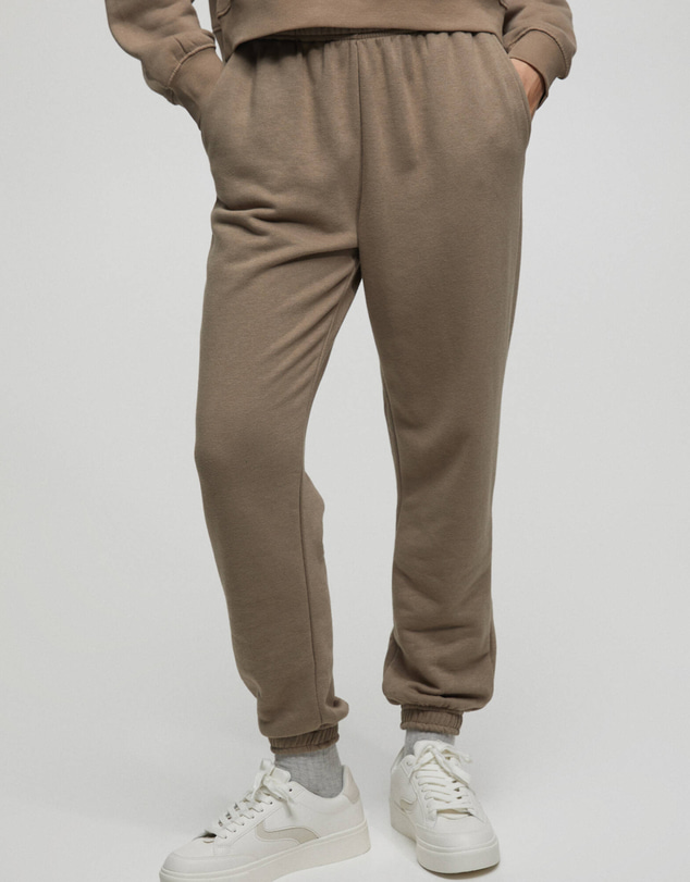 Pull&Bear - Basic Tracksuit