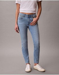 Calvin Klein Jeans - Mid Rise Skinny Jeans