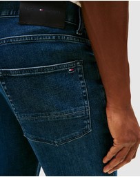 Tommy Hilfiger - Denton Tinted Straight Jeans