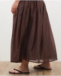 Atmos&Here Curvy - Frankie Pleated Maxi Skirt